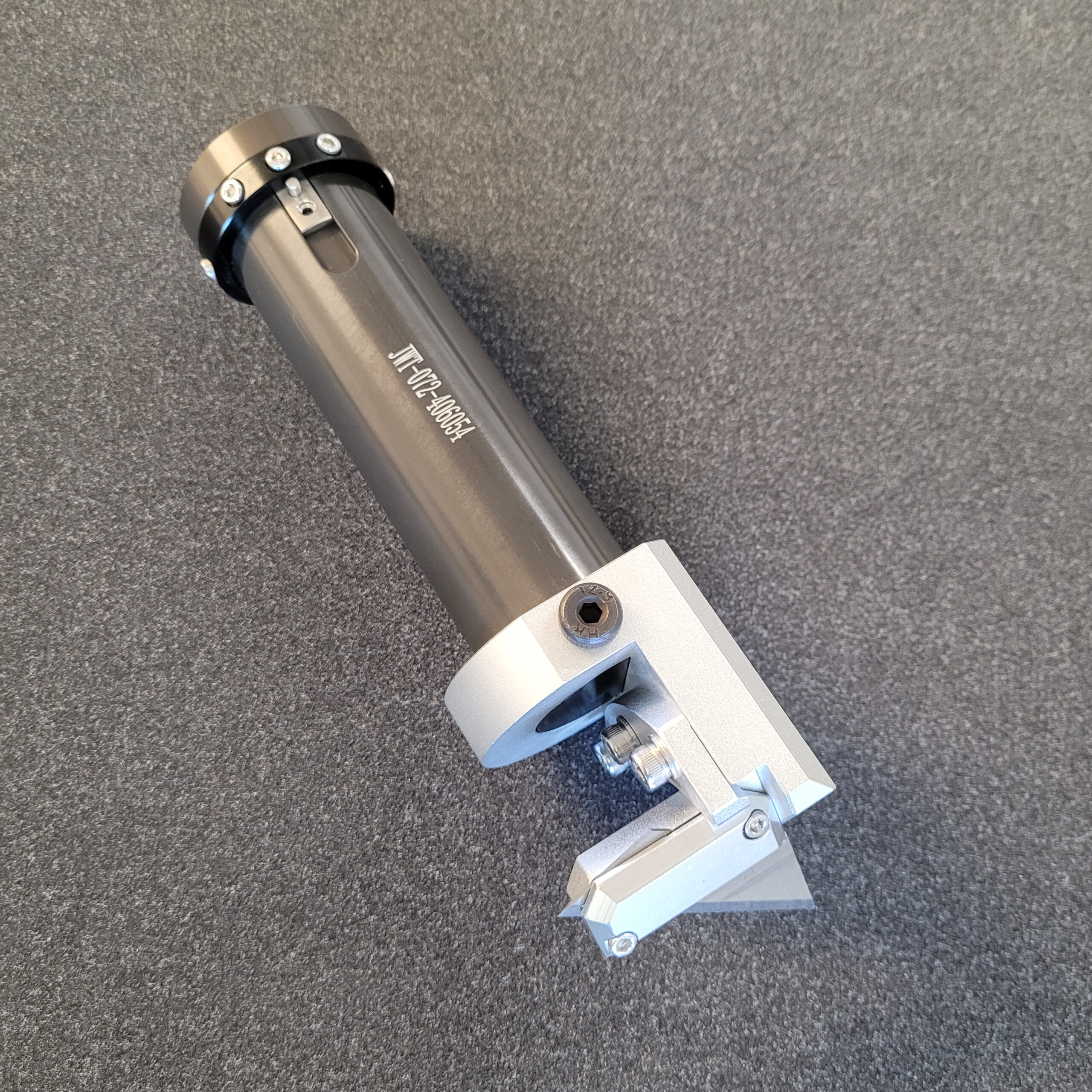 The V shape cutting tool